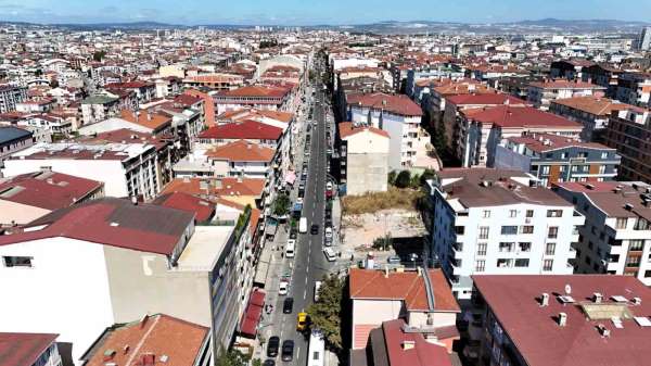 Şehit Numan Dede Caddesi yeni yüzüyle hizmette