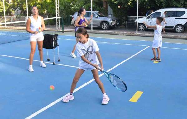 Yunusemre'de kış spor okulları kayıtları başladı