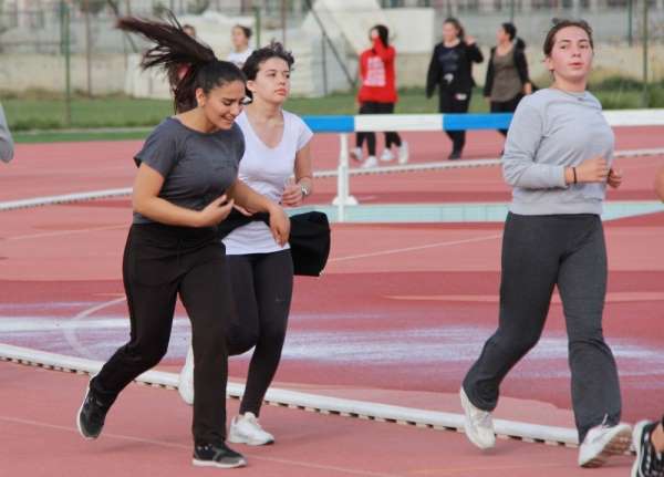 Sivas'ta atletizm heyecanı 