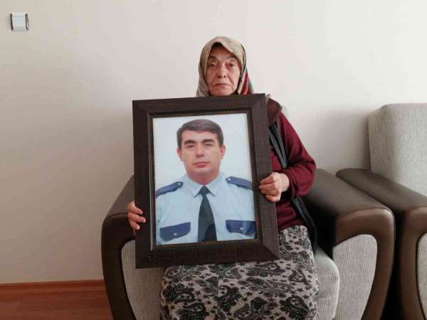 6-7 Ekim olaylarında şehit olan Emniyet Müdür Yardımcısı Şahin'in annesi: 'Gururu da var ama acısı da insanı m