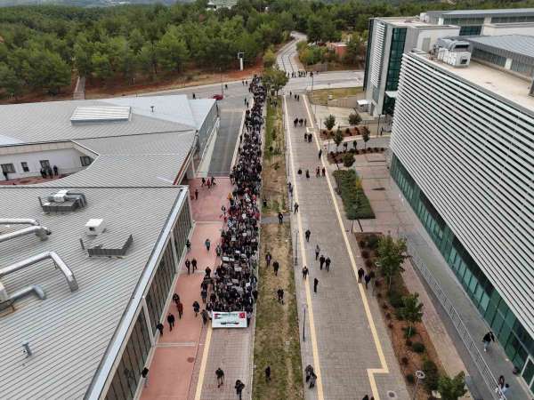 Uşak'ta üniversite öğrencilerinden Filistin'e destek yürüyüşü
