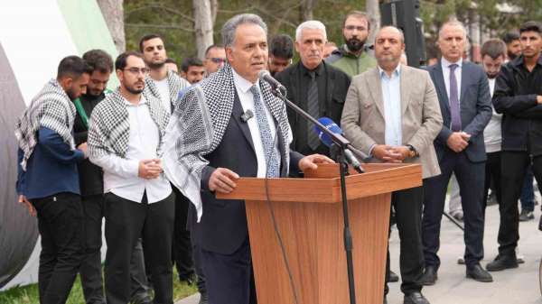 İnönü Üniversitesinde Filistin'e destek için tek yürek oldular