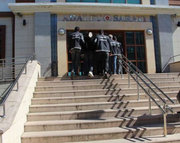 Giresun'da torbacılara operasyon 4 tutuklama 