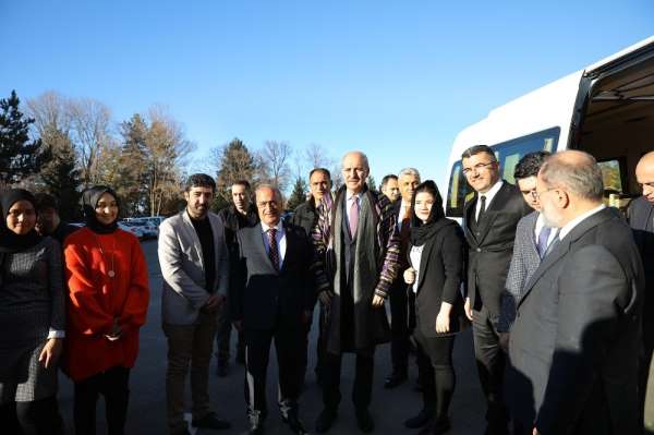 Prof. Dr. Numan Kurtulmuş, Atatürk Üniversiteli gençlerle bir araya geldi 