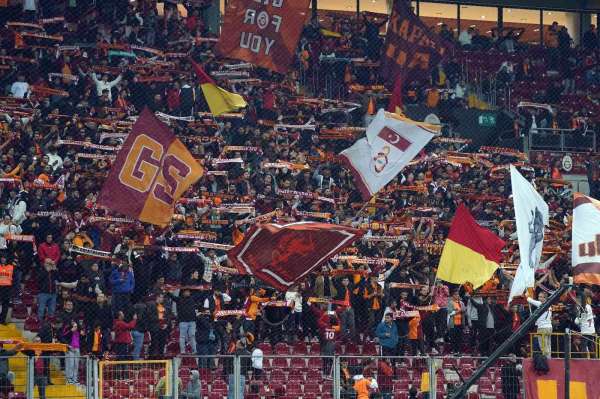 Galatasaray - Ofspor maçını 23 bin 5 taraftar izledi