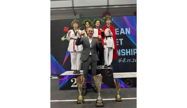 Avrupa Yıldızlar Taekwondo Şampiyonası'nda Türkiye şampiyon oldu