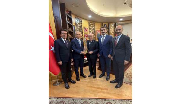 Türkiye Bisiklet Federasyonu'ndan MHP Genel Başkanı Devlet Bahçeli'ye ziyaret