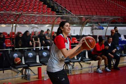 Bellona Basketbol'da hedef galibiyet