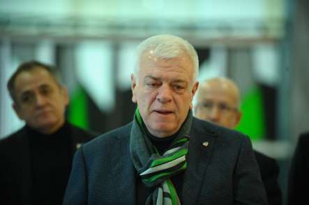 Ali Ay: 'Devre arasında yapılan transferden hayır gelmiyor'
