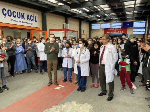 Cerrahpaşa'da sağlık çalışanlarına yapılan saldırılar protesto edildi - İstanbul haber