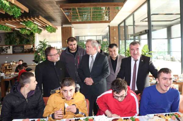 Başkan Özdemir: 'Engellilerin ihtiyaçları her zaman öncelikli'