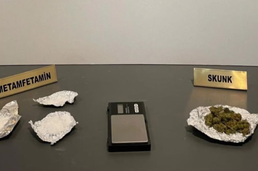 Samsun'da uyuşturucuyla yakalanan 2 kişi gözaltına alındı