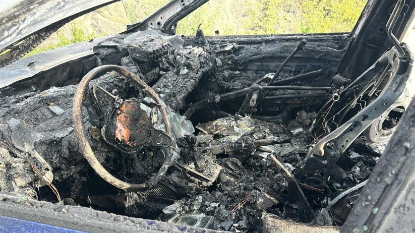 Samsunsporlu Musaba'nın otomobili alev alev yandı, futbolcu yara almadan kurtuldu