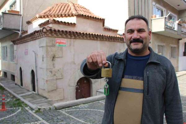 Amasya'da kapısına kilit vurulan 9 türbeden 5'i yeniden ziyarete açıldı