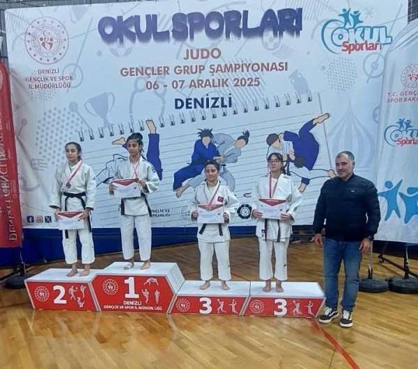 Denizli'de judo grup şampiyonası heyecanı nefes kesti