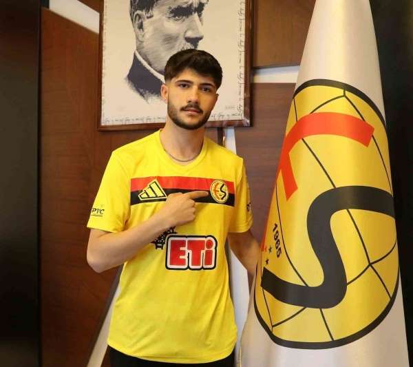 Eskişehirspor'dan orta sahaya takviye