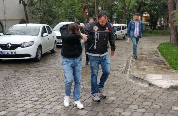 Samsun'da 5 bin 376 uyuşturucu hapla ilgili 4 kişi tutuklandı