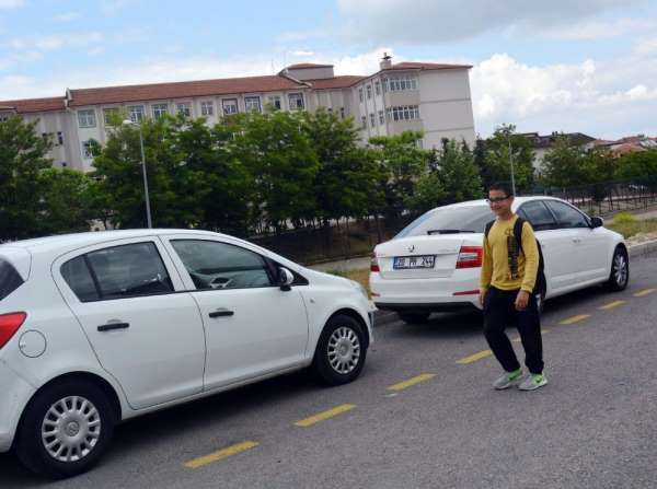 (Özel) Yüzme yarışında düşürüldüğü iddia edilen 13 yaşındaki sporcu konuştu 