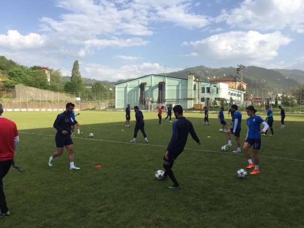 Malatya Yeşilyurt Belediyespor hazırlıklarını Trabzon'da sürdürüyor