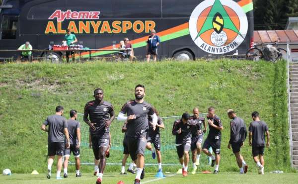 Alanyaspor, Avusturya'da hazırlıklarını sürdürüyor 