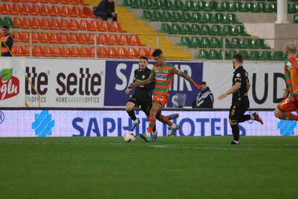 Trendyol Süper Lig: Alanyaspor: 1- MKE Ankaragücü: 1