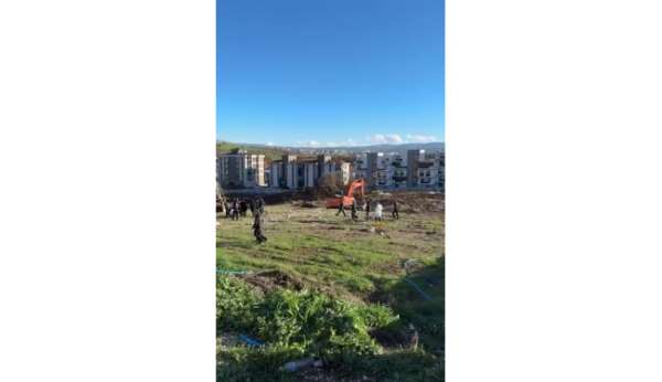 Bursa'da inşaat sahasında patlama kontrolden çıktı... Araçlar, binalar hasar aldı