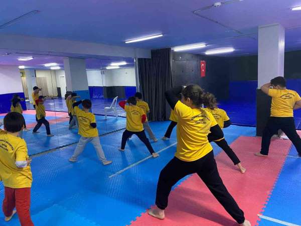 Geleceğin şampiyonları Başiskele'de yetişiyor