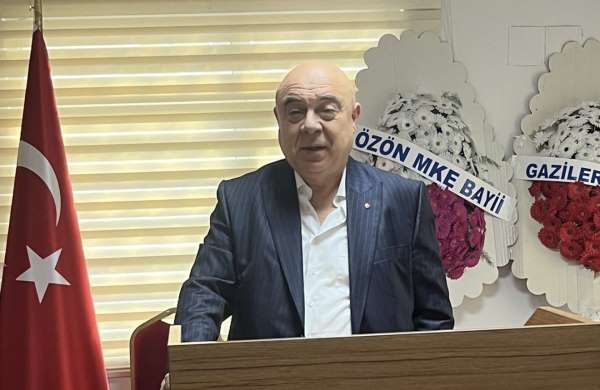 Samsun Bakkallar ve Her Çeşit Bayiler Esnaf Odası'nda başkanlığa Turan Özön seçildi