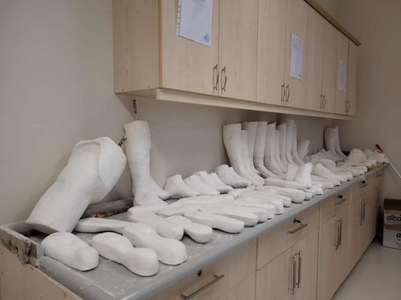OMÜ Türkiye'nin en büyük ortez ve protez atölyesi ile laboratuvarına sahip
