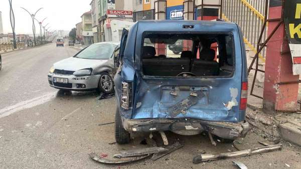 Karaman'da gizli buzlanma kazaya yol açtı: 1 yaralı