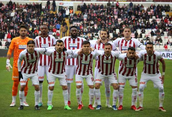 Sivasspor, Süper Lig'de 9. mağlubiyetini aldı