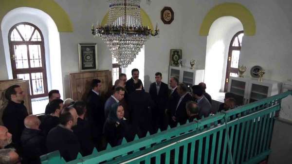 İlk kadın divan şairi Mihri Hatun'un tespit edilen mezar yerine sanduka yerleştirildi