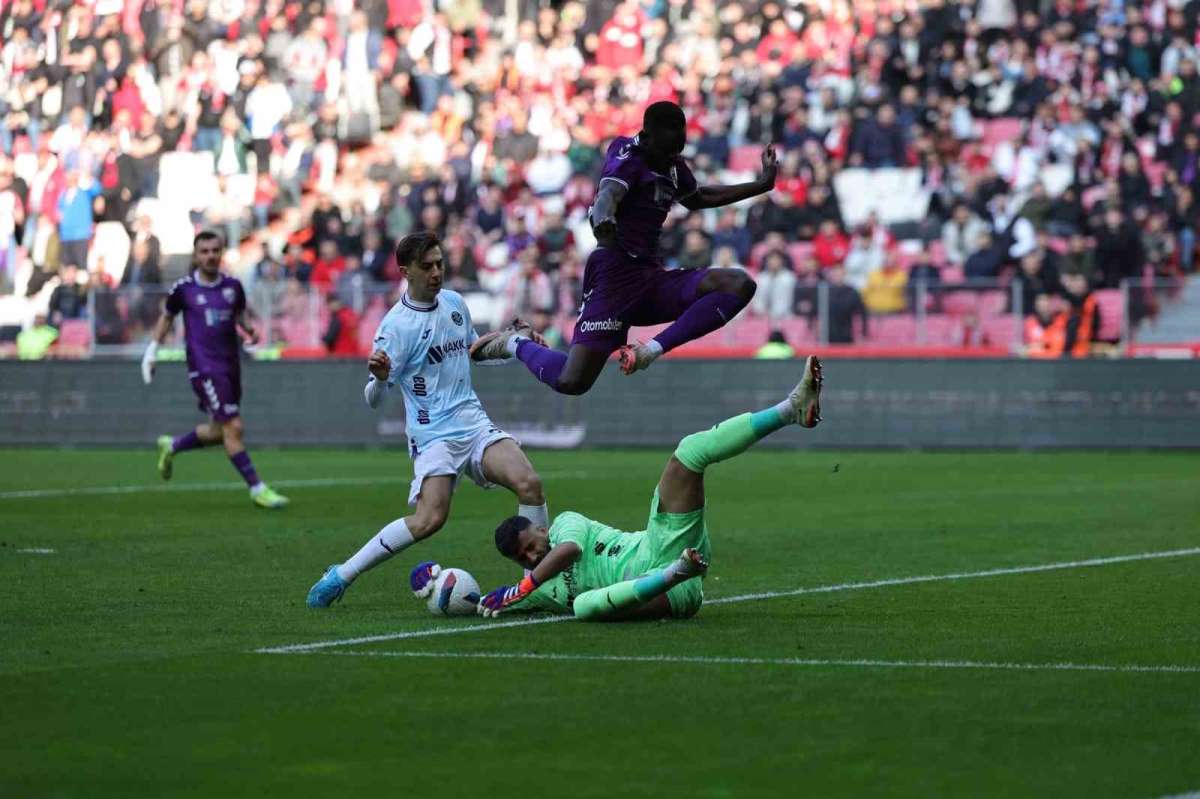 Trendyol Süper Lig: Samsunspor: 2 - Adana Demirspor: 1