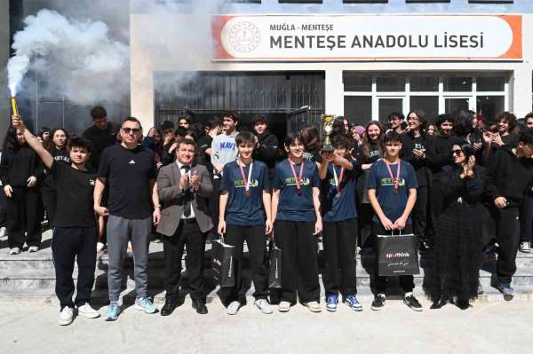 Muğla Menteşe Anadolu Lisesi'nde coşkulu karşılama