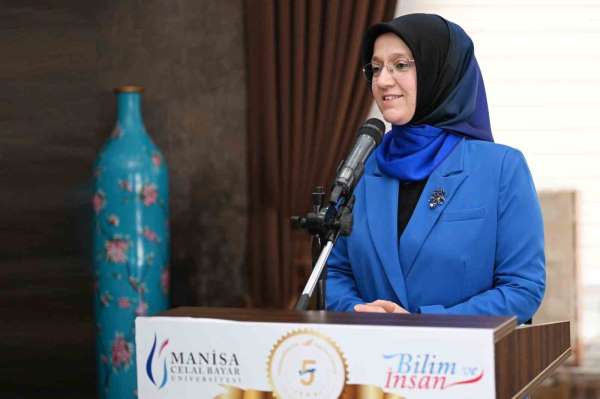 Üniversitedeki kadın çalışanlar aynı sofrada