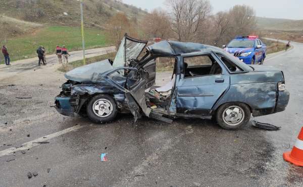 Tokat'ta 3 aracın karıştığı kazada 1 kişi hayatını kaybetti - Tokat haber