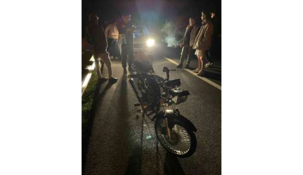 Plakasız motosikletle gezerken kaza yaptı: 1 yaralı - Düzce haber