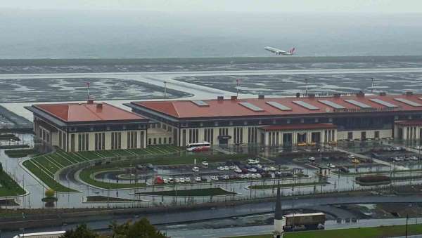 Rize-Artvin Havalimanı'nı 710 bin 558 kişi kullandı