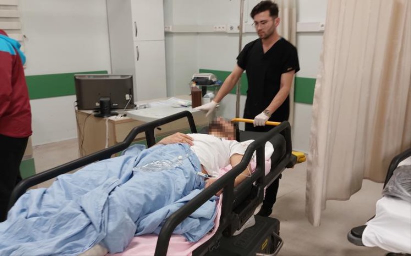 Samsun'da pompalı tüfekle vurulan 3 genç yaralandı.