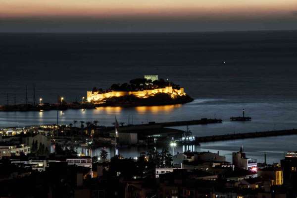 Kuşadası'nda bayram yoğunluğu: Otellerde rezervasyonlar yüzde 90'a çıktı