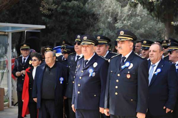 İzmir Emniyeti'nden şehitlik ziyareti