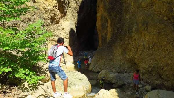 Bir çobanın tesadüfen bulduğu kanyon doğa turizmine kazandırılıyor