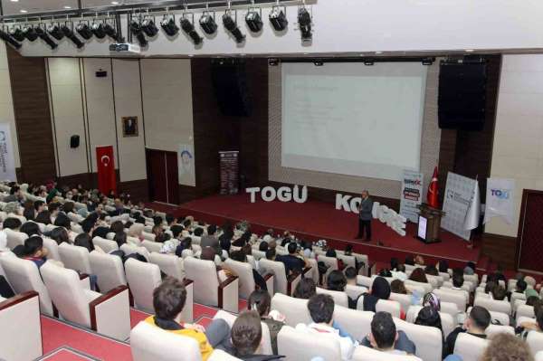 Tokat'ta 'Dördüncü Ulusal Tıp Öğrencileri Kongresi' düzenlendi