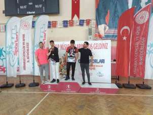 Horasanlı bilek güreşçilerin başarısı