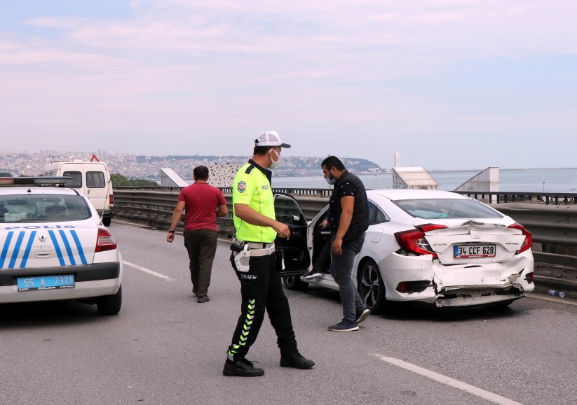 Samsun'da zincirleme kaza! Trafik felç oldu