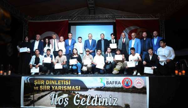 Bafra'da şiir dinletisi ve şiir yarışması