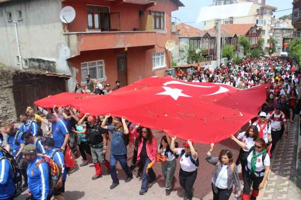 95 kilometrelik 'Atatürk ve İstiklal Yolu Yürüyüşü' başladı
