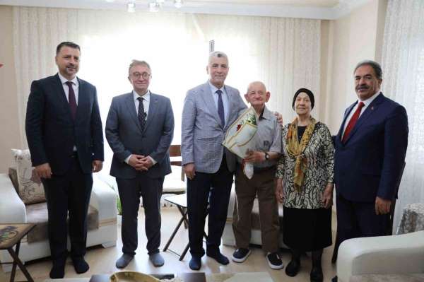 Ticaret Bakanı Bolat, Tekirdağ'da şehit ailesi ve gazileri ziyaret etti