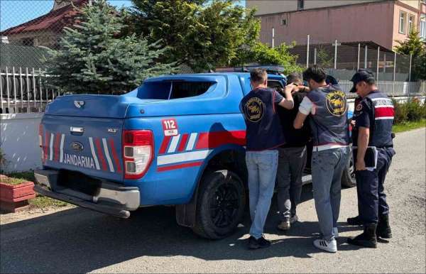 Ordu'da jandarma 43 aranan şüpheliyi yakaladı