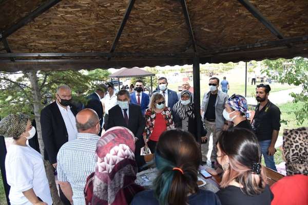 Şehit aileleri, AK Parti'nin düzenlediği piknikte bir araya geldi